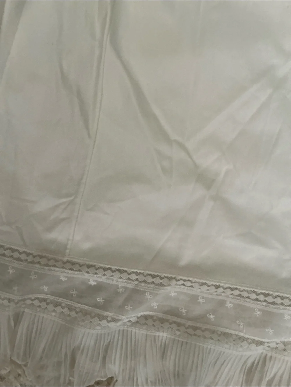 VINTAGE White Lace Slip Skirt - Picture 3 of 3